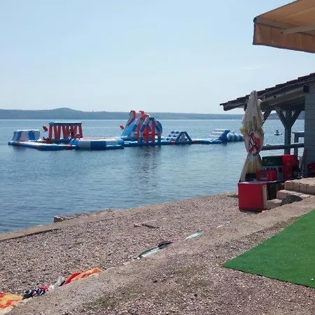 Stara Horvatia Apartment Maslenica
